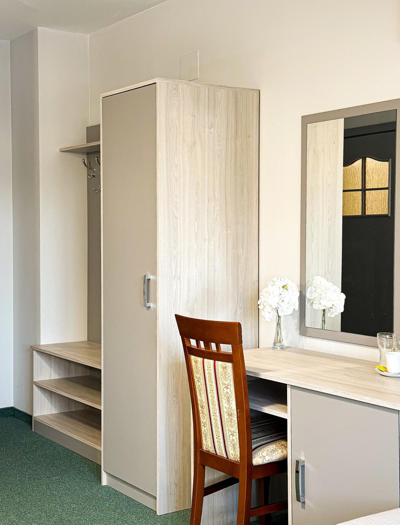 Hotel Arkadia Klecza Gorna Luaran gambar