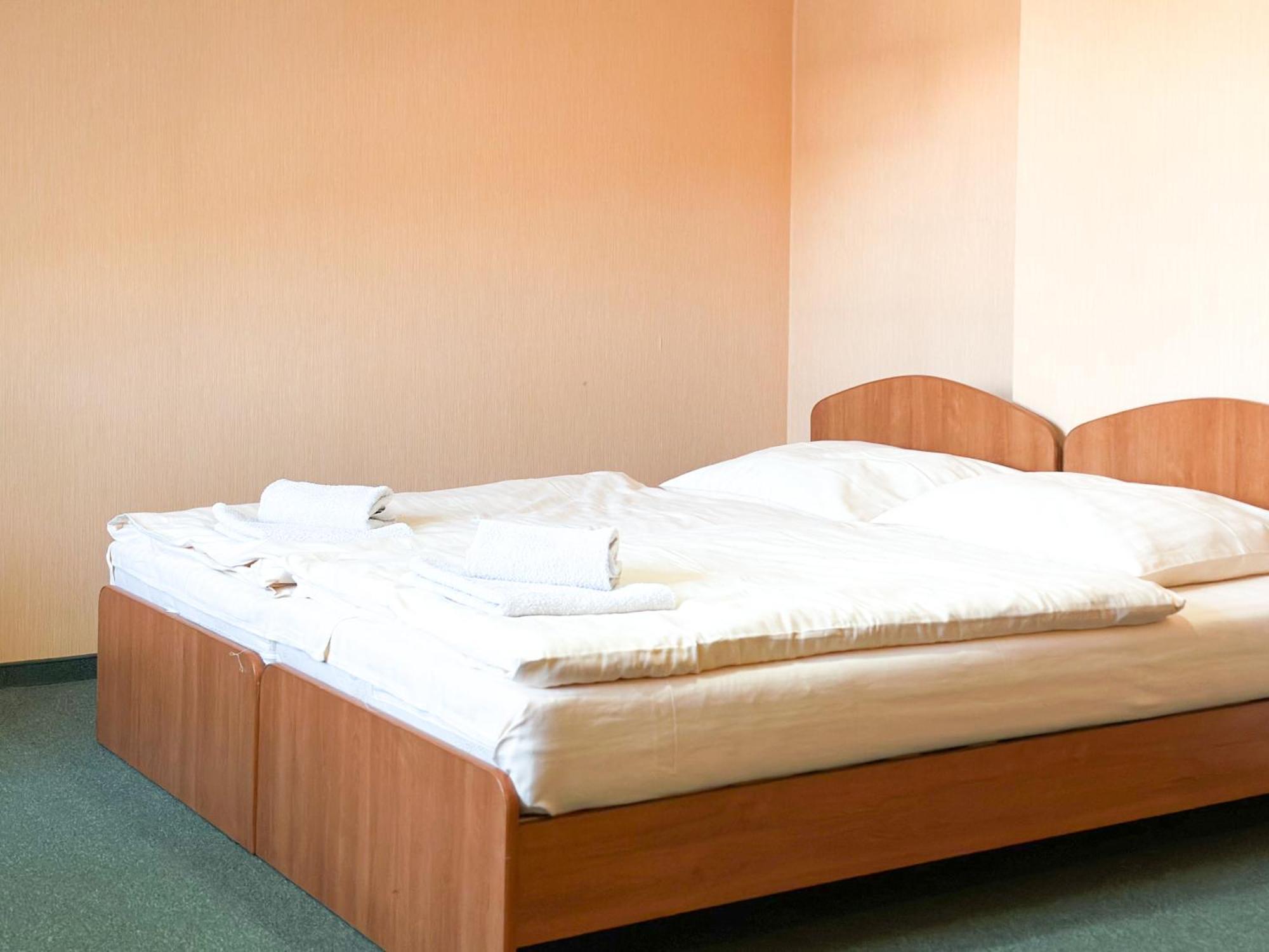 Hotel Arkadia Klecza Gorna Luaran gambar